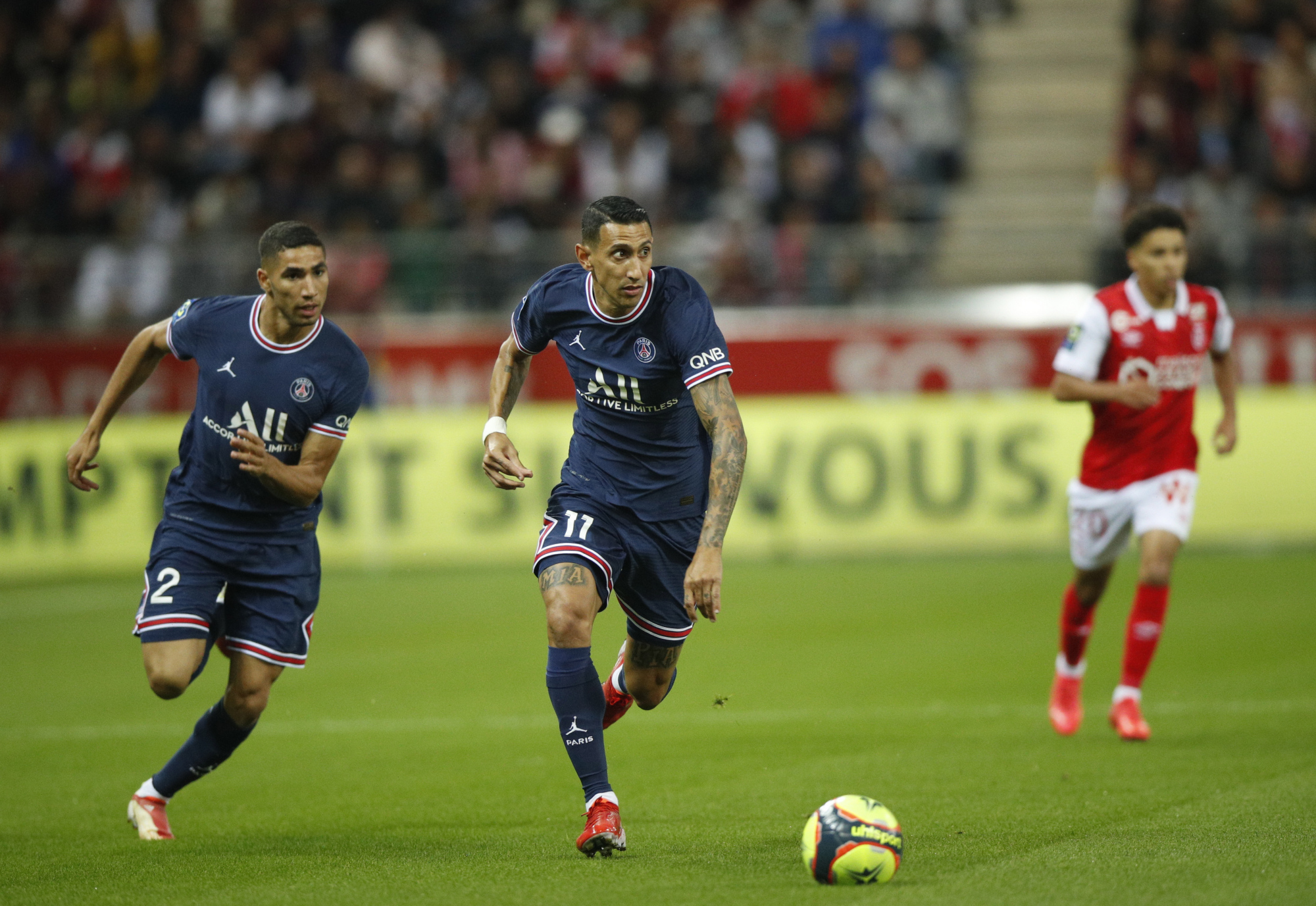 皇家社会豪取三分,法甲战况瞬息万变 皇家社会豪取三分,法甲战况瞬息万变