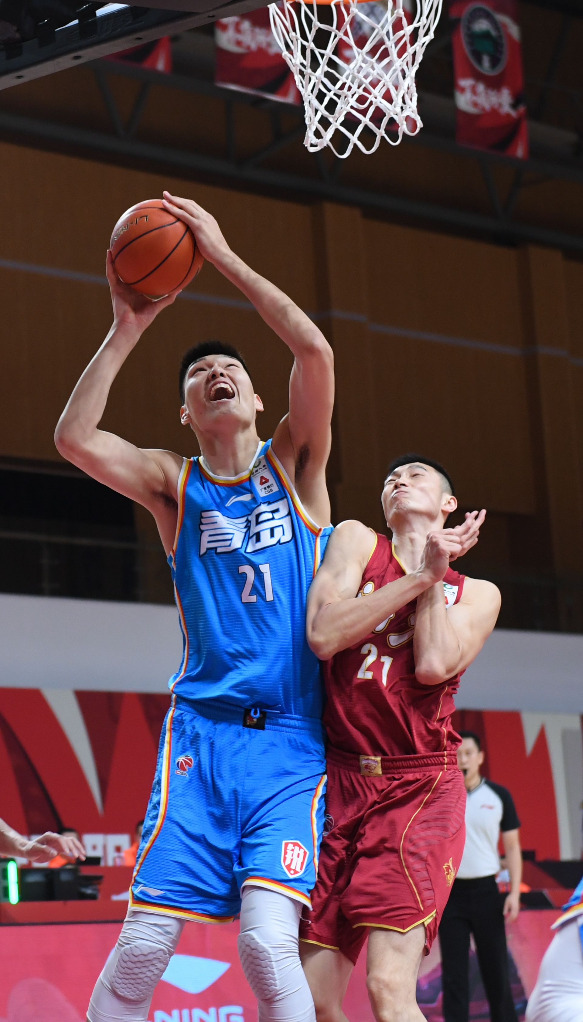 青岛队士气高涨,取得连胜 青岛队士气高涨,取得连胜