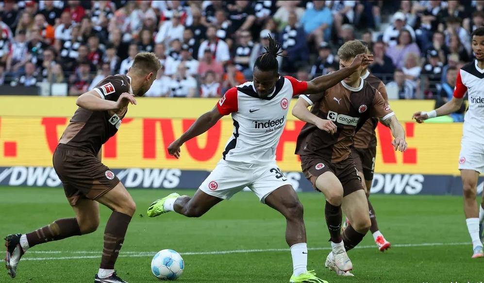 弗赖堡出征争夺客场胜利，季后赛目标