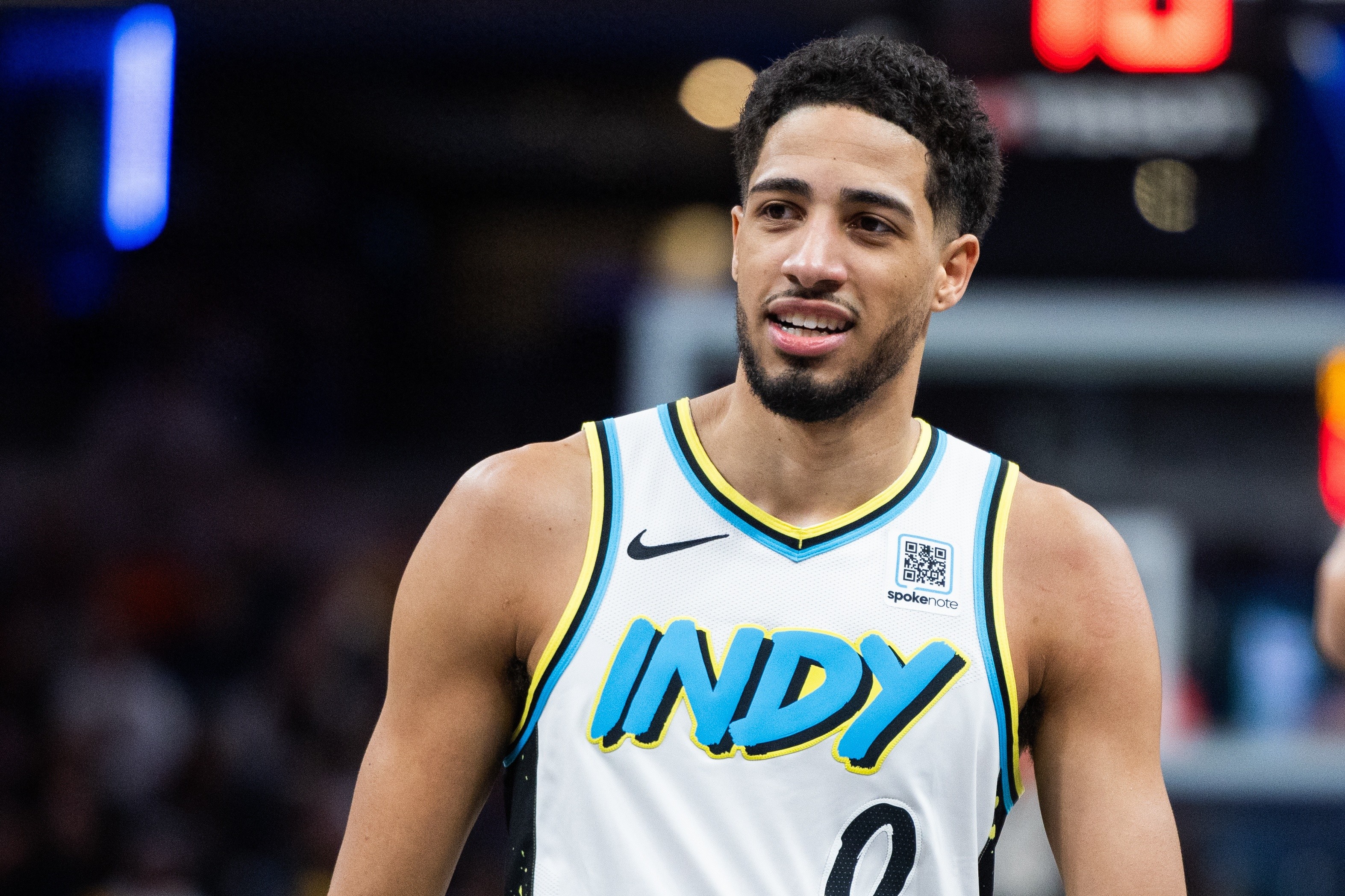 步行者主场战胜活塞，气势如虹