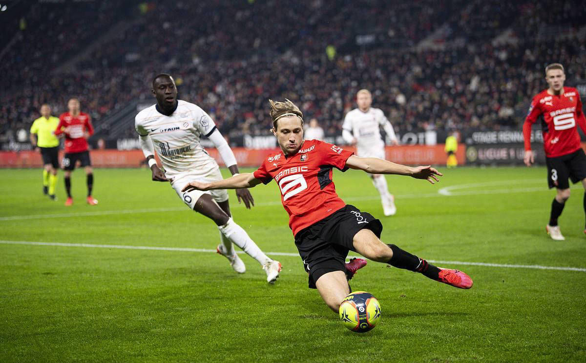 里昂客场不敌蒙彼利埃，遭遇失利